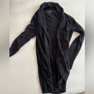 Brand new w/o tags barefoot dreams cardi